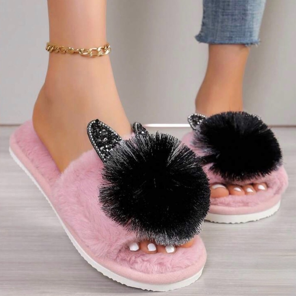 Pom-Pom cat slippers slides slip-on shoes 7 7.5 7 1/2 38 39 pink fur sequin NEW